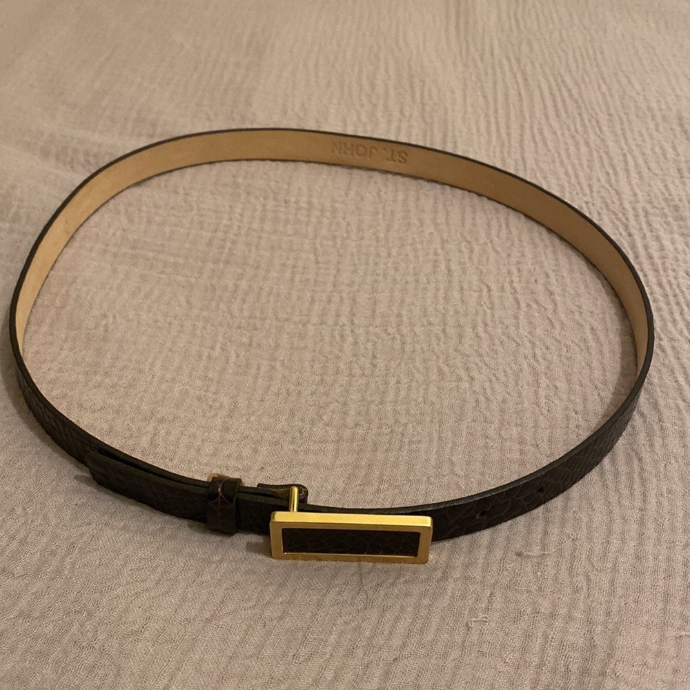 St. JOHN Elegant BROWN Leather Belt with Gold Buckle. Size M . EUC - Picture 6 of 11